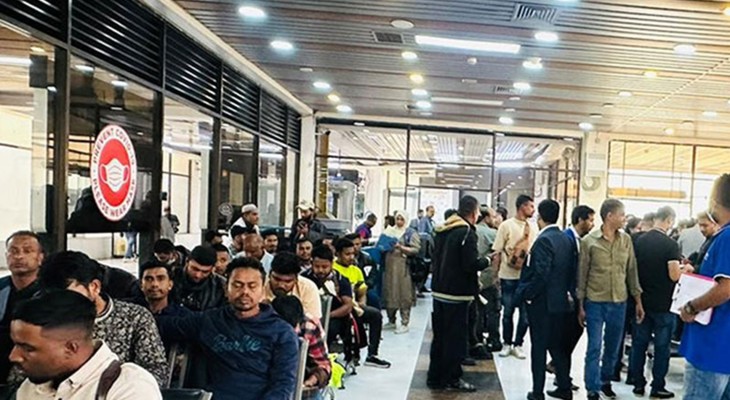 লিবিয়া থেকে দেশে ফিরেছেন আরো ৩১০ বাংলাদেশি