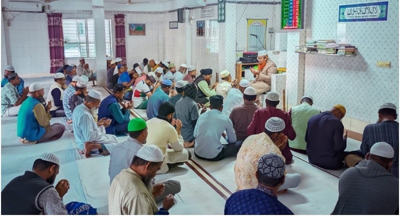 কুয়াকাটায় জামায়াতের উদ্যোগে খালেদা জিয়ার রোগমুক্তি কামনায় দোয়া মাহফিল