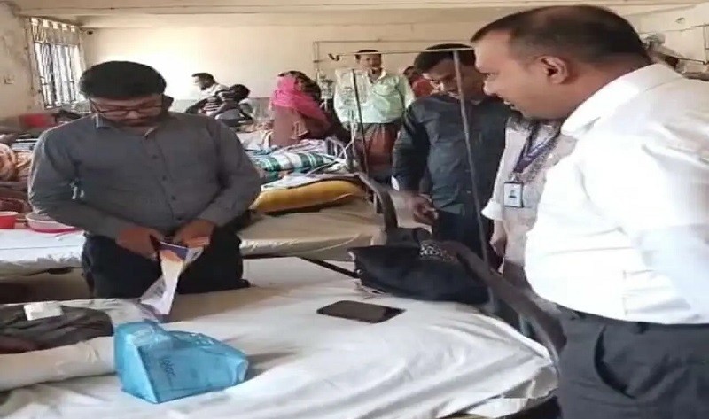 গলাচিপা উপজেলা স্বাস্থ্য কমপ্লেক্স পরিদর্শন করলেন ইউএনও মাহমুদ হাসান