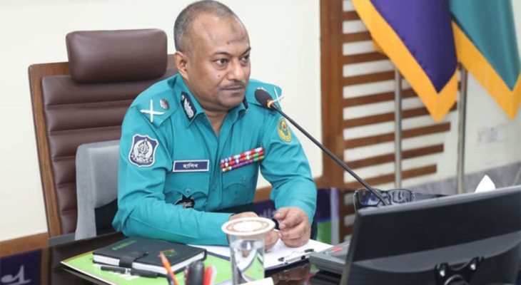 অস্ত্রধারী সন্ত্রাসী দেখামাত্র গুলি করে হত্যার নির্দেশ সিএমপি কমিশনারের