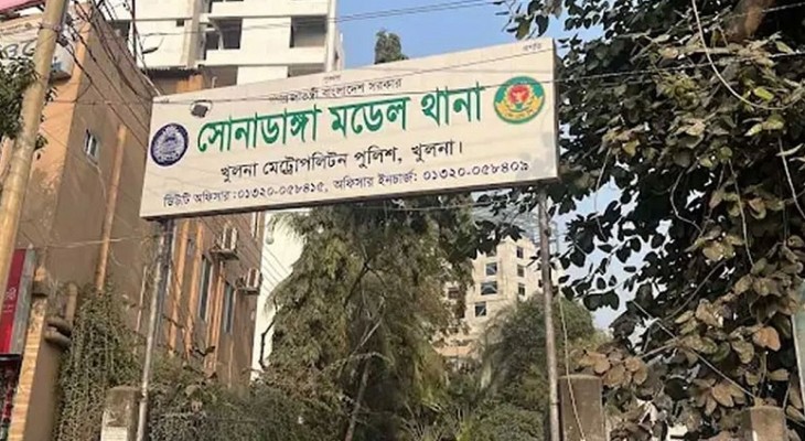 খুলনায় এক ঘণ্টার ব্যবধানে চারজনকে গুলি ও গলা কেটে হত্যা