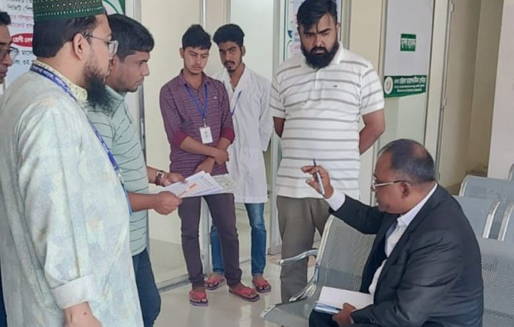 গলাচিপা ও রাঙ্গাবালীতে ক্লিনিক পরিদর্শন করলেন সিভিল সার্জন ও স্বাস্থ্য কর্মকর্তা