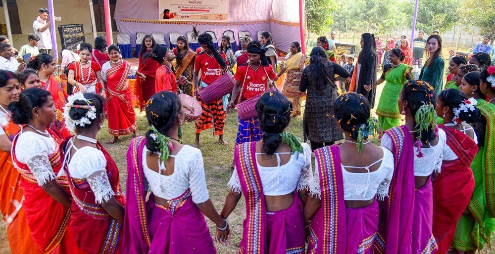 গাইবান্ধার গোবিন্দগঞ্জে সাঁওতাল নারীদের ক্রীড়া ও সাংস্কৃতিক উৎসব 