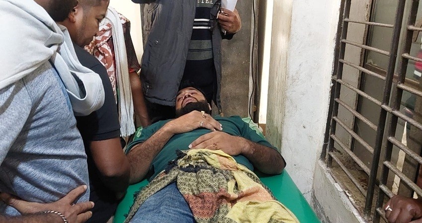 মহিপুরে মৎস্য ব্যবসায়ীকে দুর্বৃত্তদের হামলার ঘটনা ঘটেছে