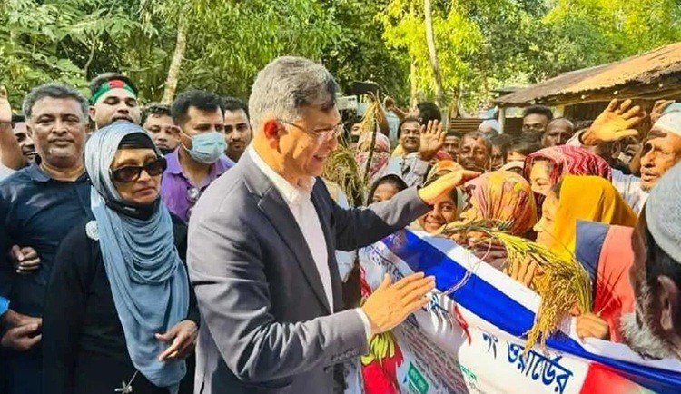 স্বৈরাচারী হাসিনা সরকার মানুষের বাকস্বাধীনতা কেড়ে নিয়েছিল: সালাহউদ্দিন আহমদ