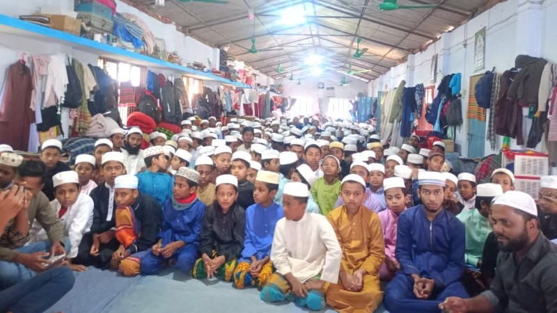 বাউফলে দেশনেত্রী বেগম খালেদা জিয়ার রোগমুক্তি কামনায় দোয়া ও মিলাদ