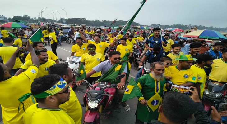 মাদারগঞ্জে ব্রাজিল সমর্থকদের শতাধিক মোটরসাইকেলের শোভাযাত্রা