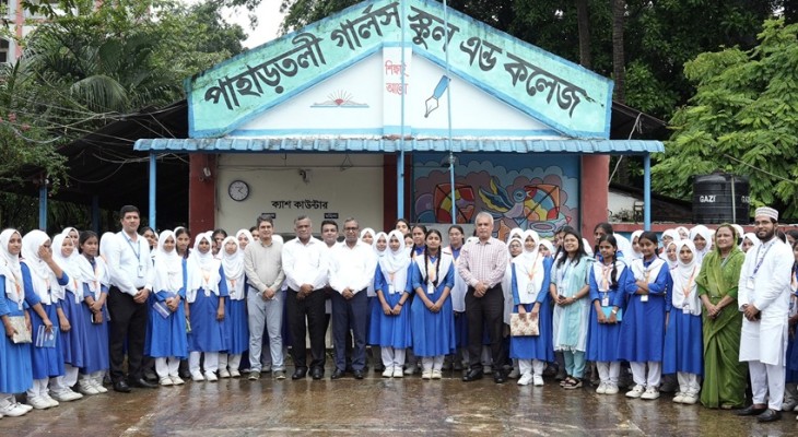 প্লাস্টিক বর্জ্য ব্যবস্থাপনায় সচেতনতা বাড়াতে শিক্ষার্থীদের সম্পৃক্ত করছে ইউনিলিভার বাংলাদেশ