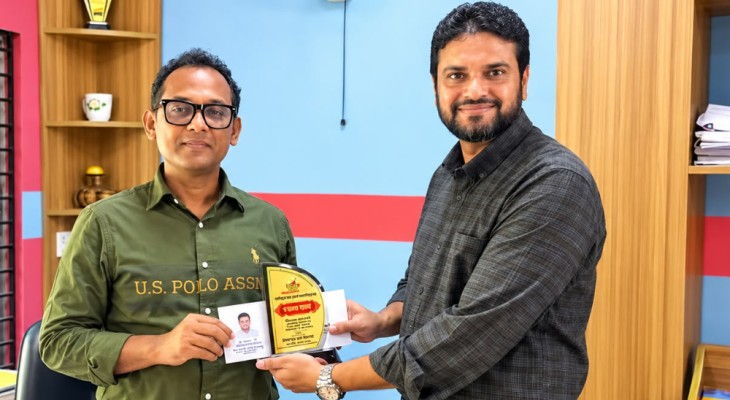 হলিক্রস থেকে গোল্ডেন জিপিএ-৫, কৃতী শিক্ষার্থী শাওমিকে ইমদাদের সম্মাননা